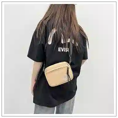 彤彤兔 时尚休闲潮流 尼龙 斜挎包 常规 男女同款情侣款 黑色/白色/卡其