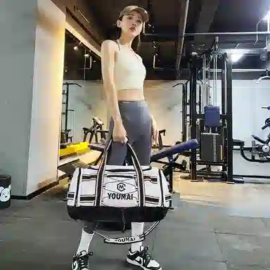 德力熊 短途斜挎包大容量 尼龙布 健身包 男女同款情侣款 黑色\粉色\卡其色\蓝色\黄色\白色\青绿色