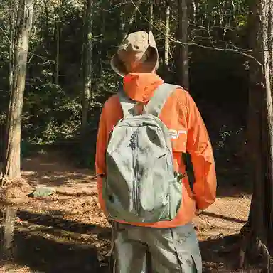 彤彤兔 大容量暗纹 尼龙 书包双肩包 男女同款情侣款 多色