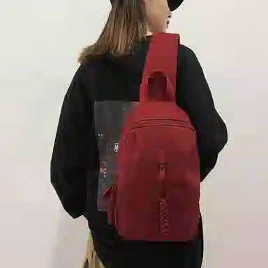 德力熊 耐磨编绳简约休闲运动 尼龙 斜挎包胸包 常规 男女同款情侣款 白色/红色/黑色