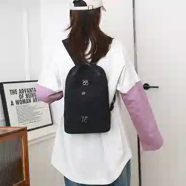 德力熊 时尚韩版简约 尼龙 双肩包 女款 多色