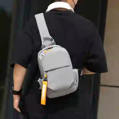 彤彤兔 休闲时尚潮流防水多功能 牛津布 胸包 男款 多色