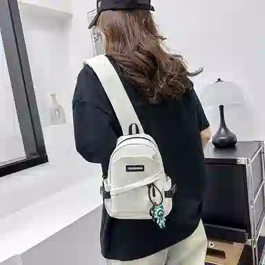 彤彤兔 简约撞色街头潮流运动 尼龙 胸包 女款 白色/灰紫蓝/黑色/黑白红