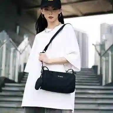 彤彤兔 小清新简约时尚 尼龙 单肩包 男女同款情侣款 多色