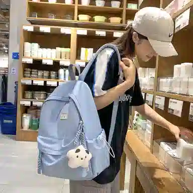 德力熊 简约大容量 尼龙 双肩包