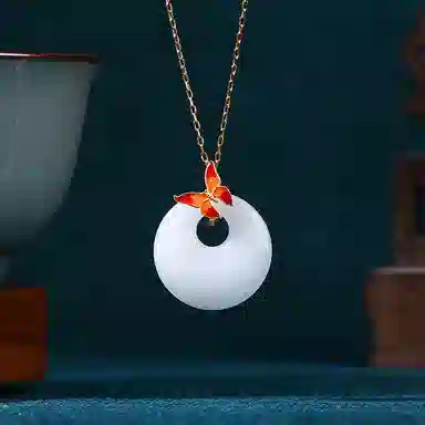 彤彤兔 国潮风小众珐琅渐变工艺蝴蝶平安扣古风 铜 项链 女款