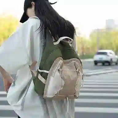 彤彤兔 轻便野营耐磨 尼龙 双肩包 常规 男女同款情侣款 绿色