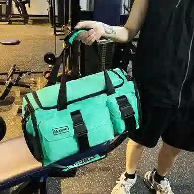 德力熊 轻便训练 尼龙 健身包 男女同款情侣款 多色