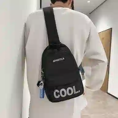 德力熊胸包尼龙男女通用多色韩版撞色斜挎包休闲百搭旅行耐用小背包