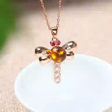 彤彤兔 仿蜻蜓蓝珀气质圆珠小众轻奢 人工宝石 项链 女款