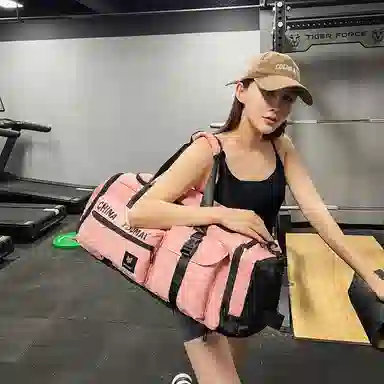 德力熊 训练潮牌 尼龙 健身包 男女同款情侣款 黑色粉色卡其色红色黄色军绿色蓝色