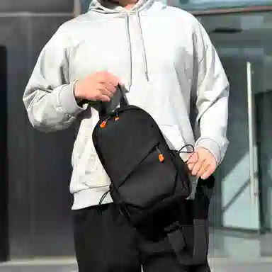 德力熊 时尚防水 尼龙 小背包胸包斜挎单肩包 常规 男款 黑/灰