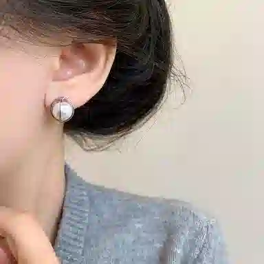 彤彤兔 韩系仿珍珠耳钉气质高级感时尚独特个性小众简约网红小巧 树脂 耳环 女款