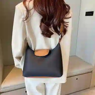 OUZIHUANG Shoulder Bag Black