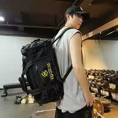 德力熊 短途斜挎包大容量 尼龙布 健身包 男女同款情侣款 黑色\粉色\卡其色\蓝色\黄色\白色\青绿色