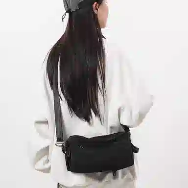 德力熊 时尚休闲 尼龙 胸包 男女同款情侣款 多色