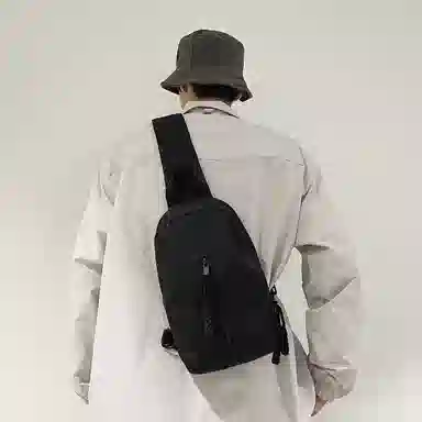 德力熊 耐磨编绳简约休闲运动 尼龙 斜挎包胸包 常规 男女同款情侣款 白色/红色/黑色