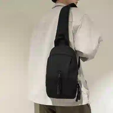 德力熊 耐磨编绳简约休闲运动 尼龙 斜挎包胸包 常规 男女同款情侣款 白色/红色/黑色