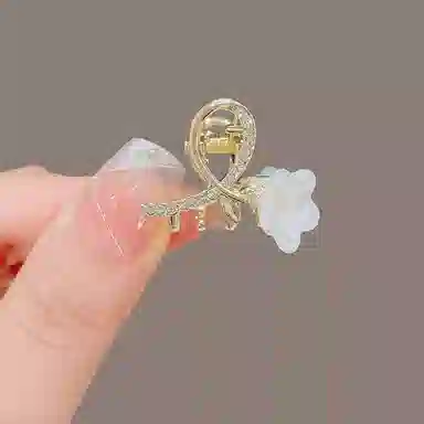 彤彤兔 前额刘海夹喇叭花可爱高档 发夹 女款