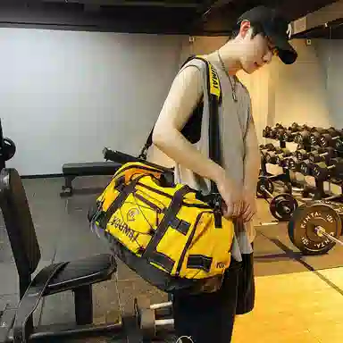 德力熊 短途斜挎包大容量 尼龙布 健身包 男女同款情侣款 黑色\粉色\卡其色\蓝色\黄色\白色\青绿色