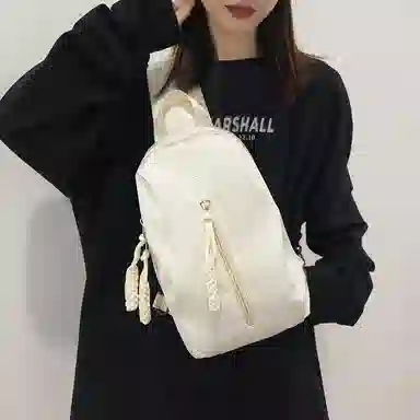 德力熊 耐磨编绳简约休闲运动 尼龙 斜挎包胸包 常规 男女同款情侣款 白色/红色/黑色