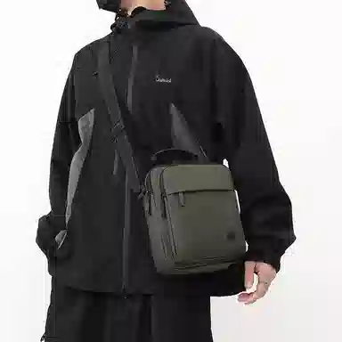 彤彤兔 简约休闲男士背包 牛津布 单肩包 男款 多色