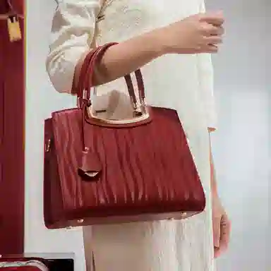 OUZIHUANG Red Elegant Handbag