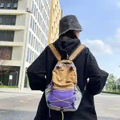 彤彤兔 轻便登山高颜值初 水洗布 双肩包 大号 男女同款情侣款 多色