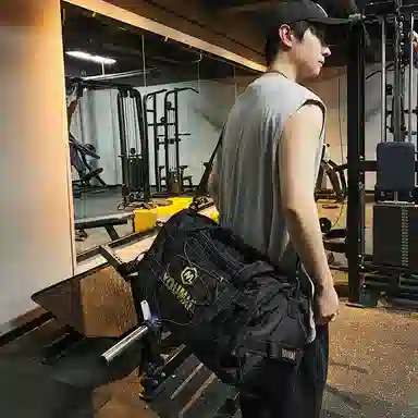 德力熊 短途斜挎包大容量 尼龙布 健身包 男女同款情侣款 黑色\粉色\卡其色\蓝色\黄色\白色\青绿色