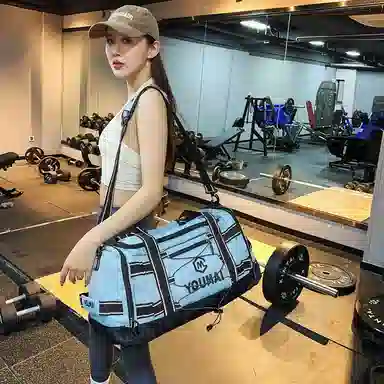 德力熊 短途斜挎包大容量 尼龙布 健身包 男女同款情侣款 黑色\粉色\卡其色\蓝色\黄色\白色\青绿色