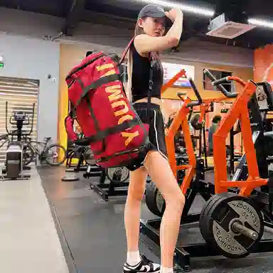 德力熊 干湿分离运动 尼龙 健身包 男女同款情侣款 黑色粉色卡其色红色黄色