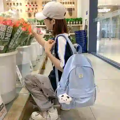 德力熊 简约大容量 尼龙 双肩包