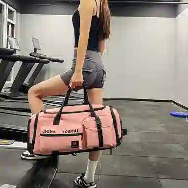 德力熊 训练潮牌 尼龙 健身包 男女同款情侣款 黑色粉色卡其色红色黄色军绿色蓝色