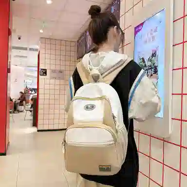 德力熊 撞色流行 尼龙 双肩包 男女同款情侣款 多色