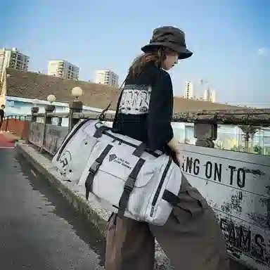 彤彤兔 大容量百搭行李袋收纳袋手提 尼龙 旅行包 男女同款情侣款 灰色/黑色/果绿色