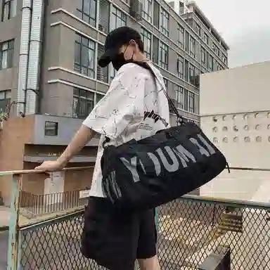 德力熊 大容量休闲短途 尼龙 健身包 男女同款情侣款 多色