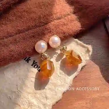 彤彤兔 美拉德仿珍珠复古气质轻奢高级感耳钉女独特长款 树脂 耳环 女款