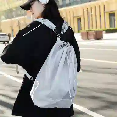 彤彤兔 抽绳轻便大容量 尼龙 双肩包 常规 男女同款情侣款 多色