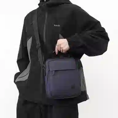 彤彤兔 简约休闲男士背包 牛津布 单肩包 男款 多色