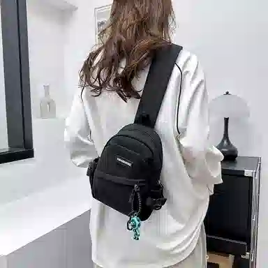 彤彤兔 简约撞色街头潮流运动 尼龙 胸包 女款 白色/灰紫蓝/黑色/黑白红