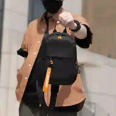 彤彤兔 休闲时尚潮流防水多功能 牛津布 胸包 男款 多色