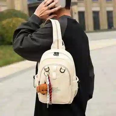 彤彤兔 日常时尚百搭 牛津布 双肩包 男女同款情侣款 黑色/绿色/红色/米色