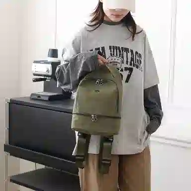 德力熊 时尚韩版简约 尼龙 双肩包 女款 多色