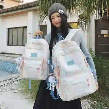 彤彤兔 多巴胺出游背包可爱卡通印花 尼龙 双肩包 女款 多色