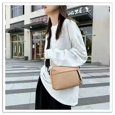 彤彤兔 高级感简约 尼龙 单肩包 男女同款情侣款 多色