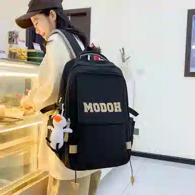 彤彤兔 韩版时尚 尼龙 双肩包 男女同款情侣款 但是