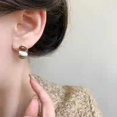 彤彤兔 几何耳钉简约韩系复古美拉德风滴油小巧女个性高级感百搭 树脂 耳环 女款