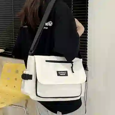 彤彤兔 原宿风通勤工装休闲 尼龙 斜挎包 男女同款情侣款 多色