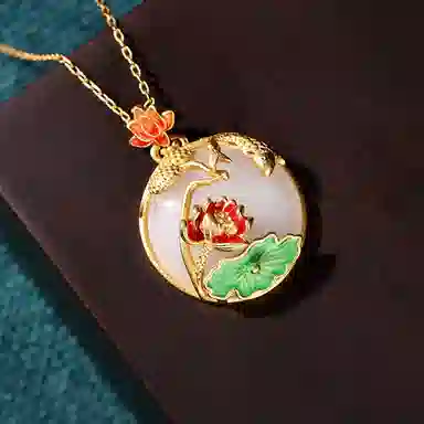 彤彤兔 国潮新品珐琅彩荷塘月色平安无事牌 人工宝石 铜 项链 女款