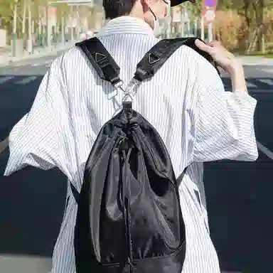 彤彤兔 抽绳轻便大容量 尼龙 双肩包 常规 男女同款情侣款 多色